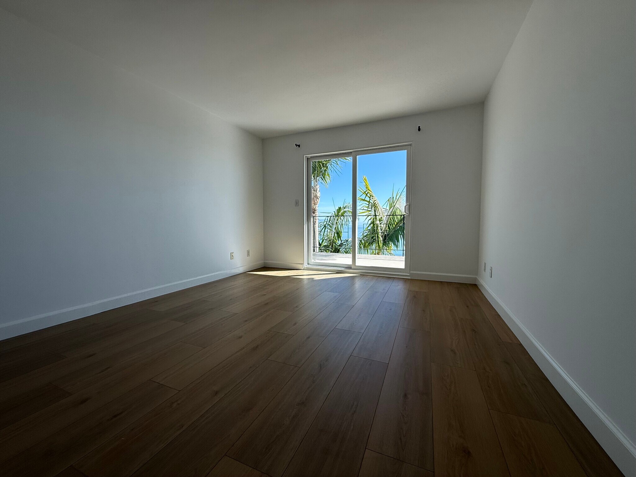 Building Photo - 18139 Coastline Dr