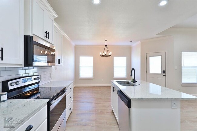 Building Photo - 208 Moon Beam Path