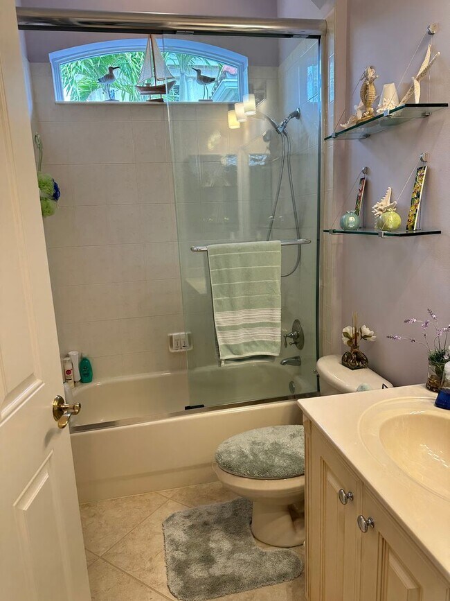 Building Photo - Fully Furnished Seasonal Home Rental with ...