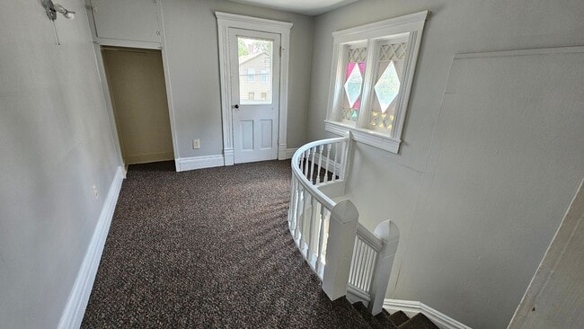 Building Photo - 50 N Gamble St