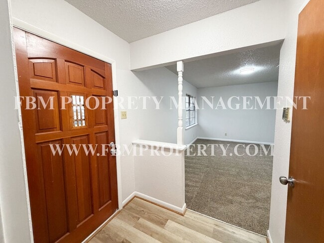 Building Photo - 1608 Nichols St