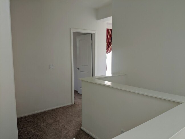 Building Photo - Wolf Creek/South Temecula - 4 Bedroom, 2.5 Bath Home