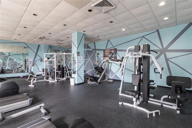 Building Photo - 7441 Wayne Ave