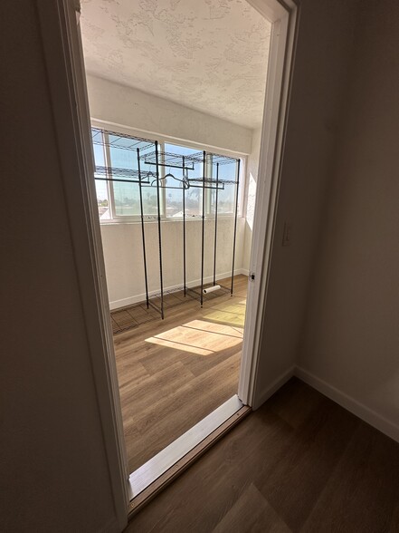 Enclosed patio - 1302 13th St