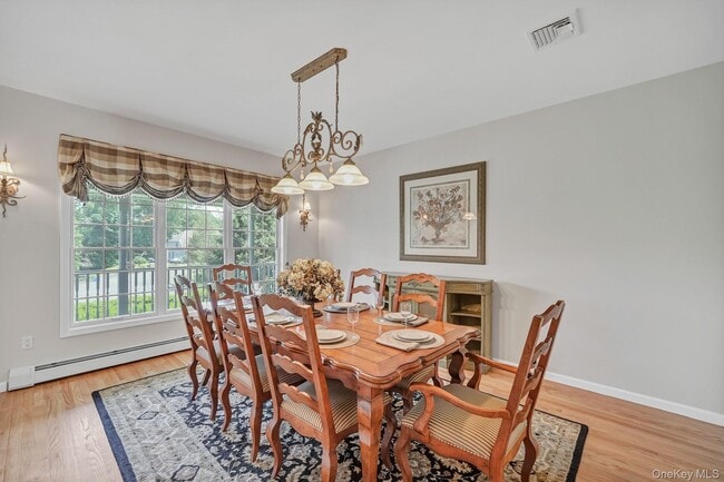 Building Photo - 24 Charnwood Dr