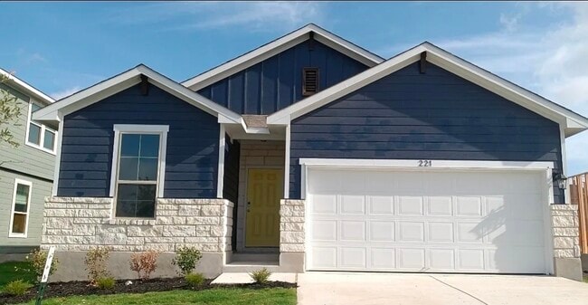 Building Photo - 221 Line of Fire Way