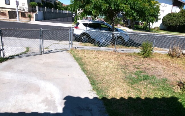 Building Photo - 210 N Huntington Ave