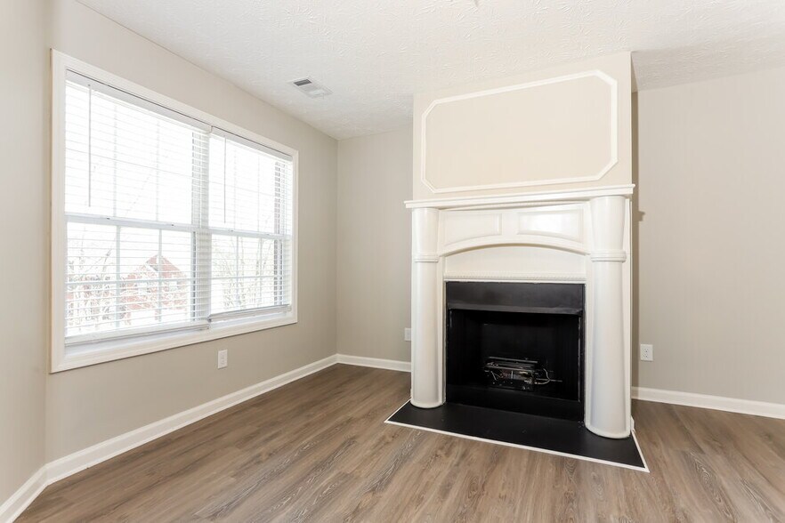Building Photo - 4093 Hodgdon Corners Dr