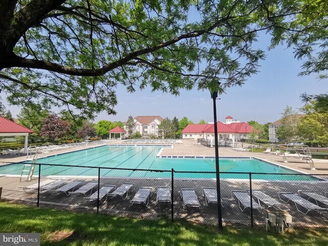 Building Photo - 18715 Sparkling Water Dr