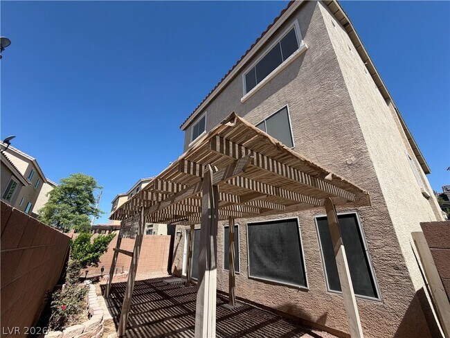 Building Photo - 6055 Montana Peak Ave