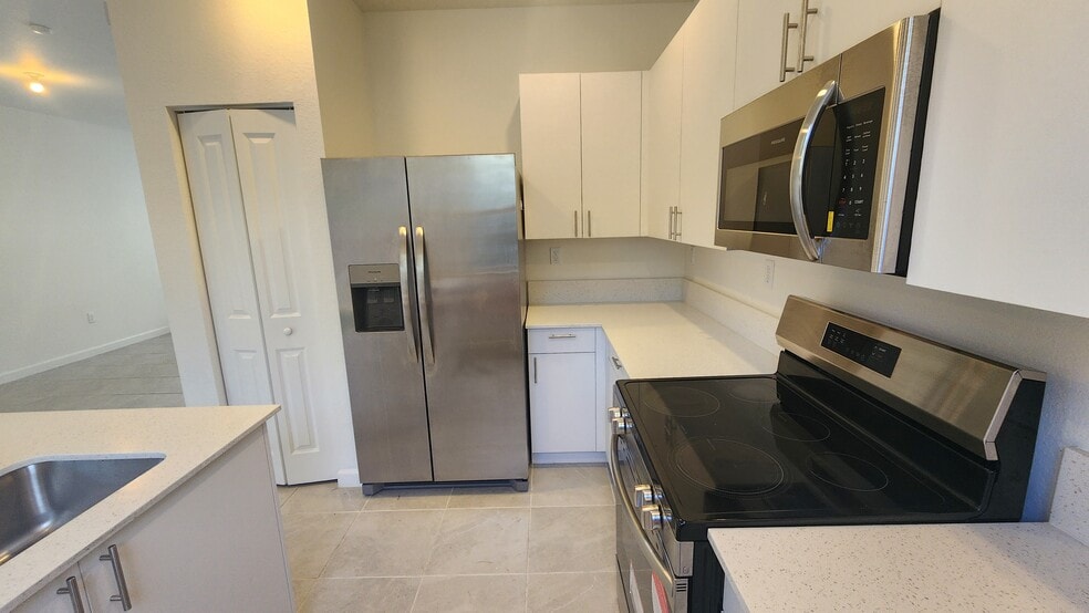Building Photo - 28933 SW 162nd Ct