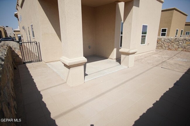 Building Photo - 3628 Grand Bahamas Dr