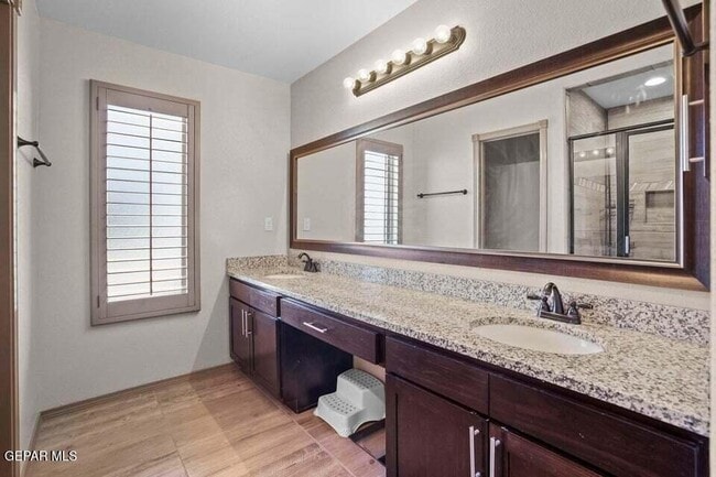 Building Photo - 1917 Tim Foster St