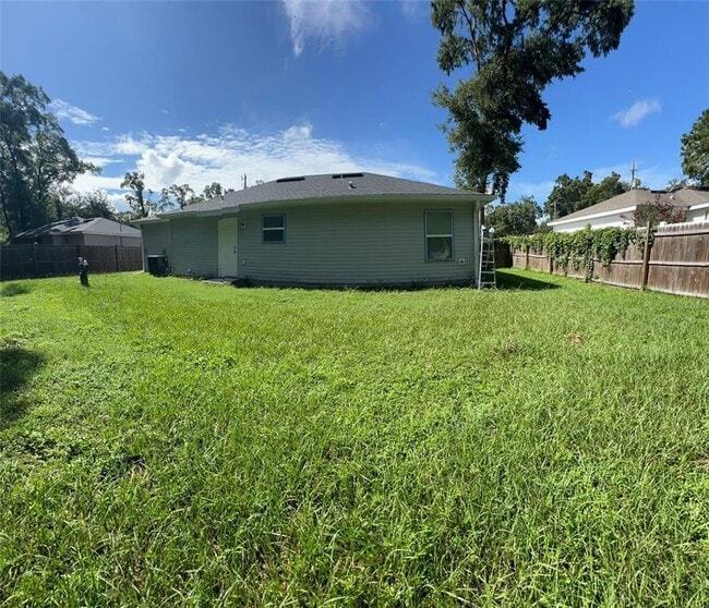 Building Photo - 5469 NW 53rd Ln