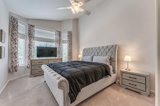 Building Photo - FULLY FURNISHED Sparks home with all utilities included and flexible lease options