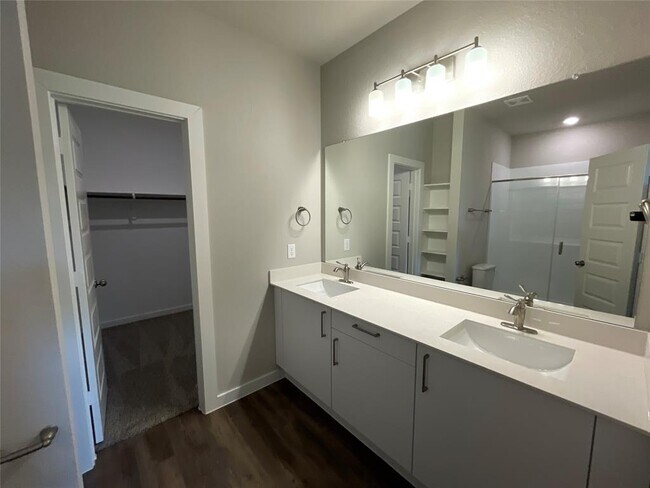 Building Photo - 25512 Starling Ln