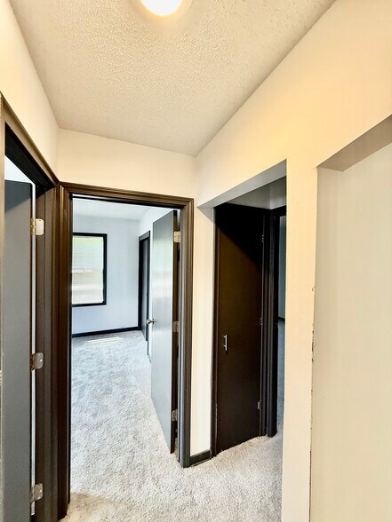 Building Photo - 4018 N 42nd St