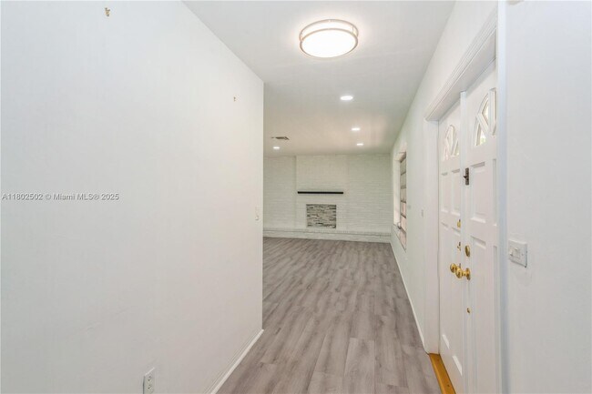 Building Photo - 7300 SW 116th St