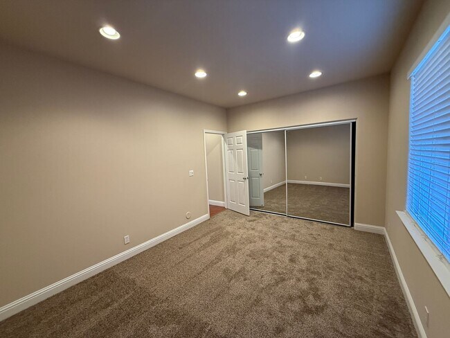 Building Photo - $4695 - Beautiful 5 Bedroom 3 Bath Home wi...