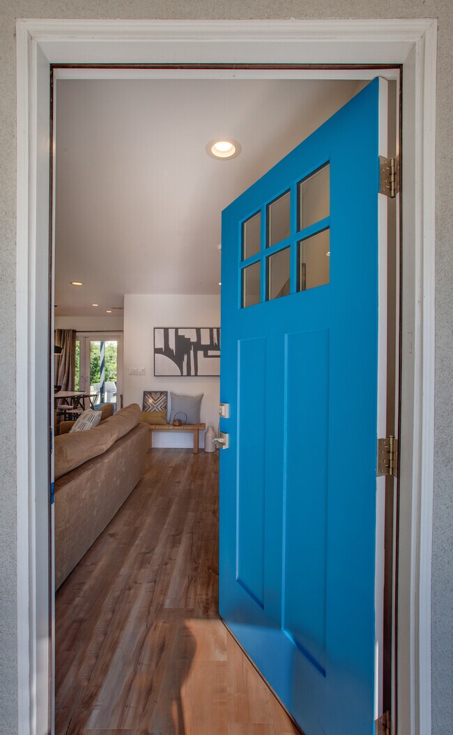 Building Photo - 12945 Welby Way