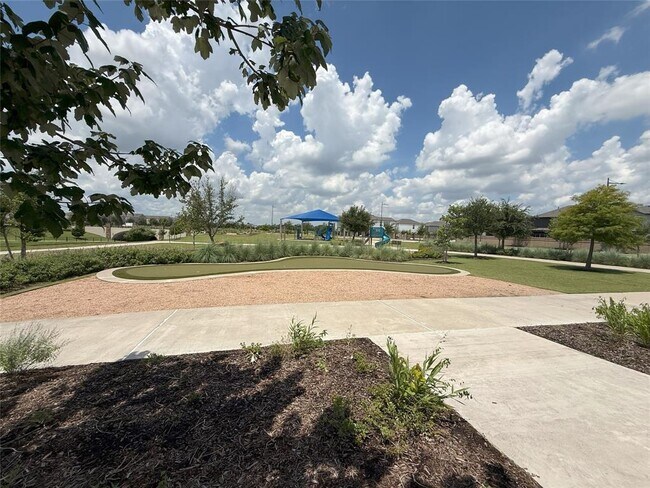 Building Photo - 9918 Storehouse Dr