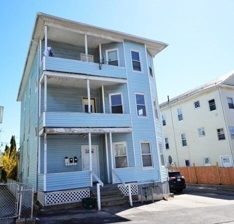 Building Photo - 71 Esther St