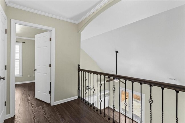 Building Photo - 11395 Brookhollow Trail