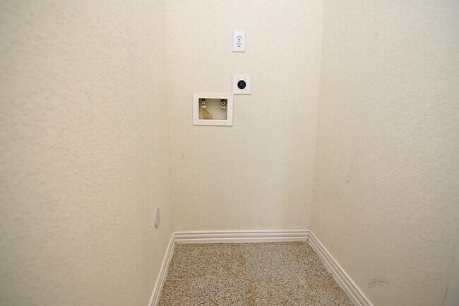 Building Photo - 9400 Bellaire Blvd