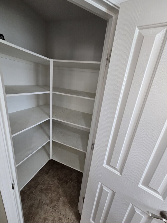 Building Photo - 6072 S Tucana Ln