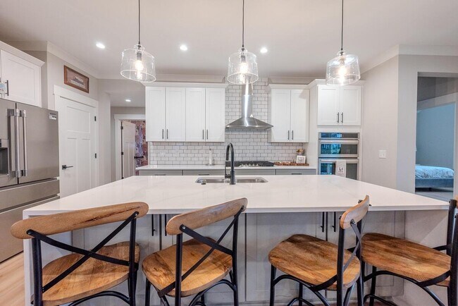 Building Photo - 8838 Eliot Dr