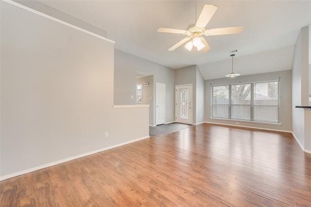 Building Photo - 1220 Royal Crescent Dr