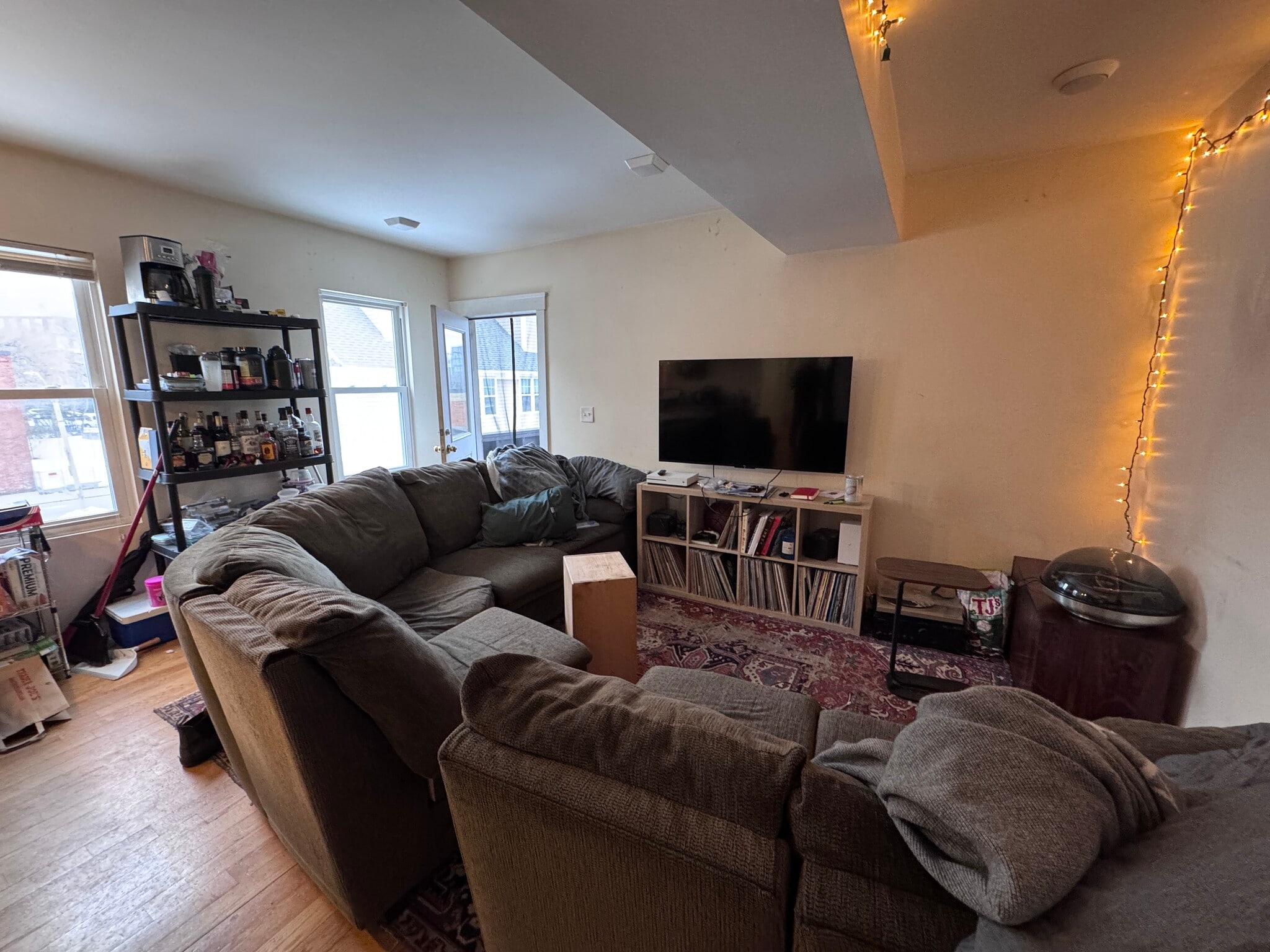 Building Photo - 21-23 Weitz St. Unit 2