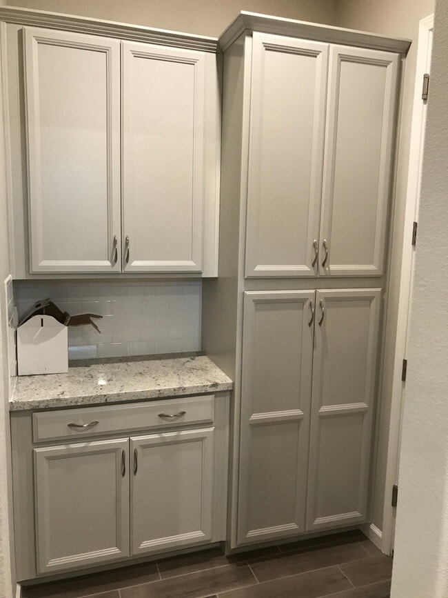 Building Photo - Stunning Like-New Rocklin One Story Home