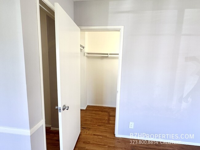 Building Photo - Charming 1Bed 1Bath In Prime Valley Village