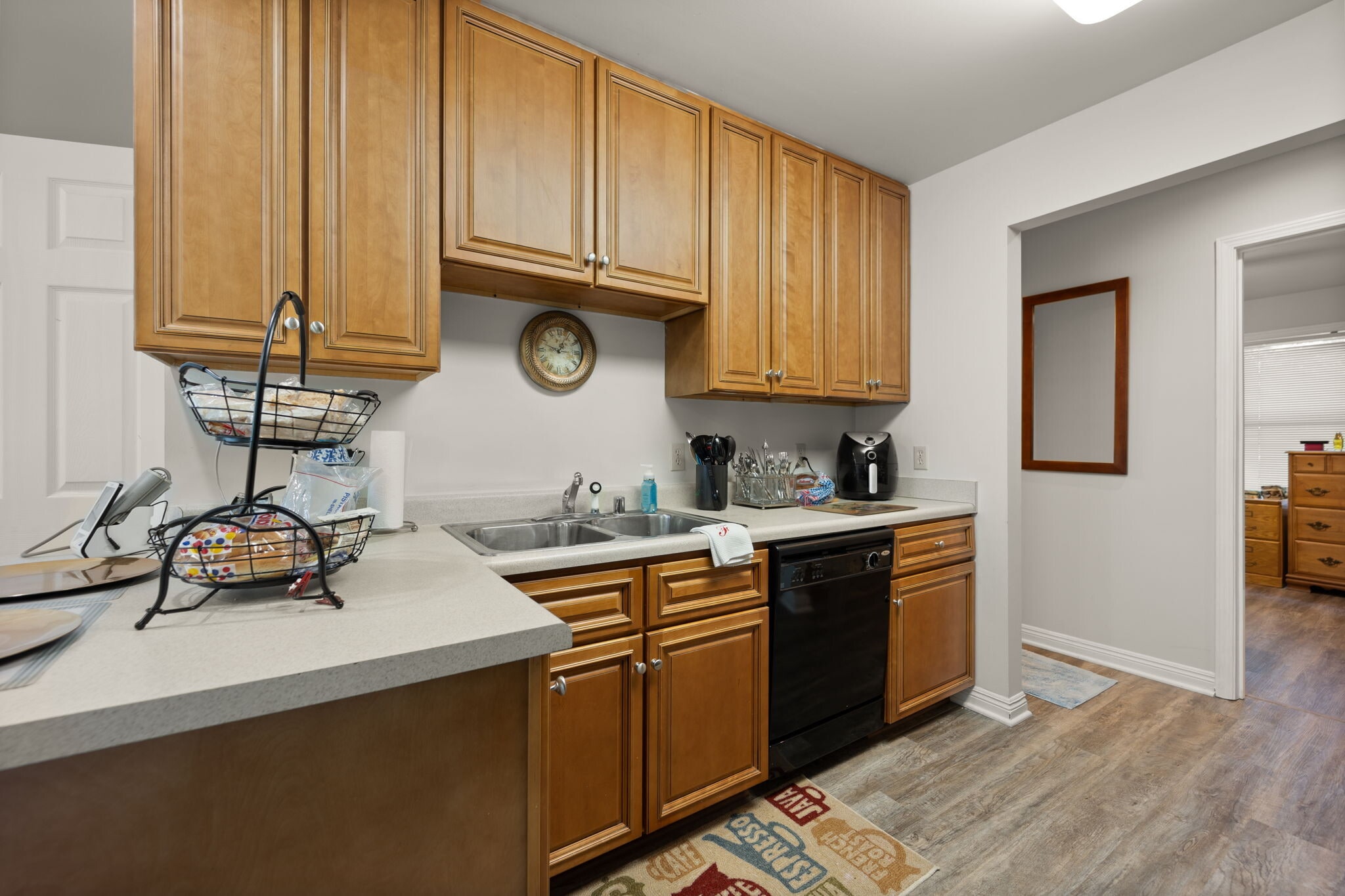 Building Photo - 22 Roks Pl