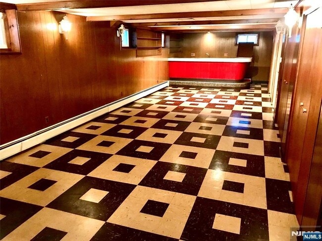 Building Photo - 50 Concord St