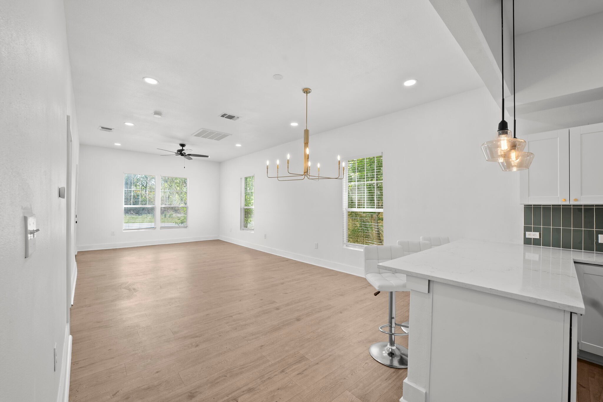 Building Photo - 725 Westfall Ave