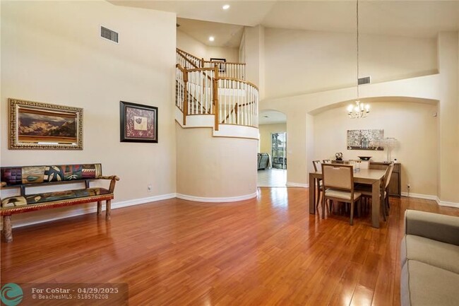 Building Photo - 12319 NW 77th Manor