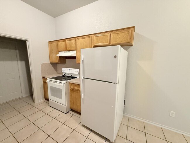 Building Photo - 3708 Gus Dr