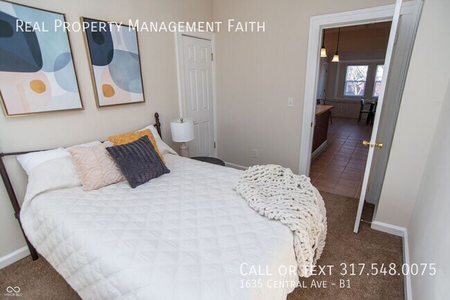 Building Photo - 1635 Central Ave