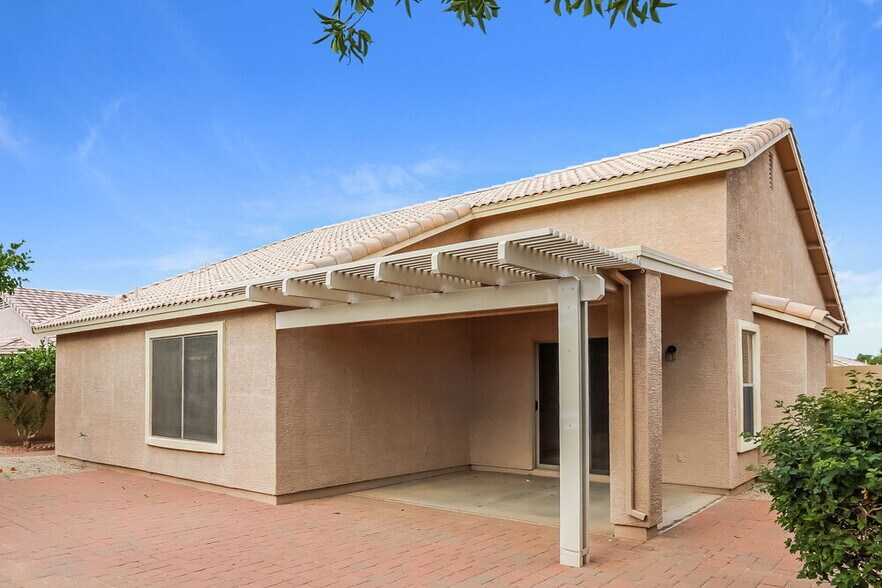 Building Photo - 3801 S Joshua Tree Ln
