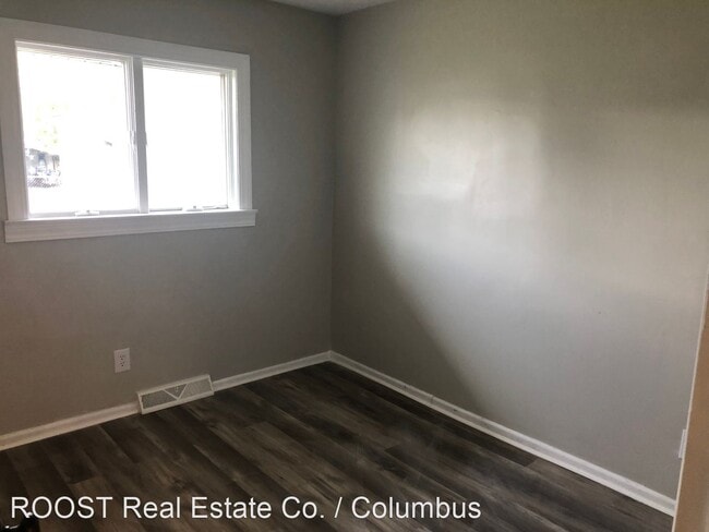 Building Photo - 3 br, 1.5 bath House - 4993 Beatrice Drive