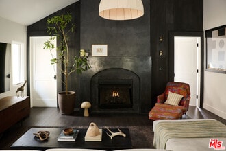 Building Photo - 5918 Monte Vista St