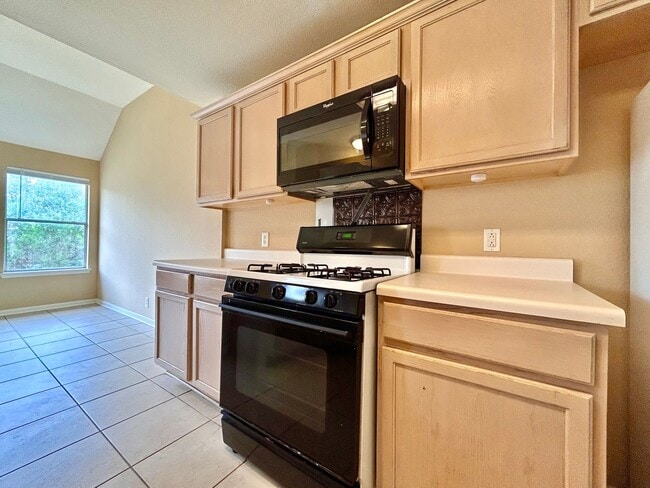 Building Photo - 1601 Waterfall Ave