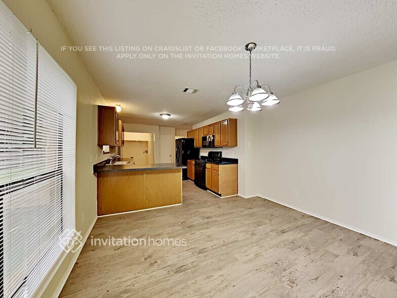 Building Photo - 8405 Pacific Pearl Dr