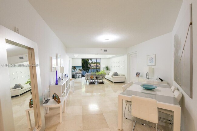 Building Photo - 10700 NW 66th St