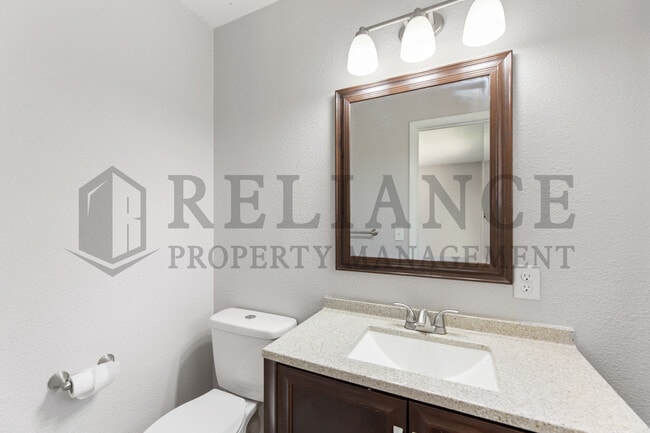 Building Photo - 2521 N Bleckley