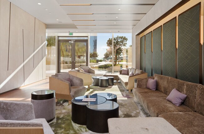 Building Photo - Brand New Luxury unit in the Heart of Downdown LA