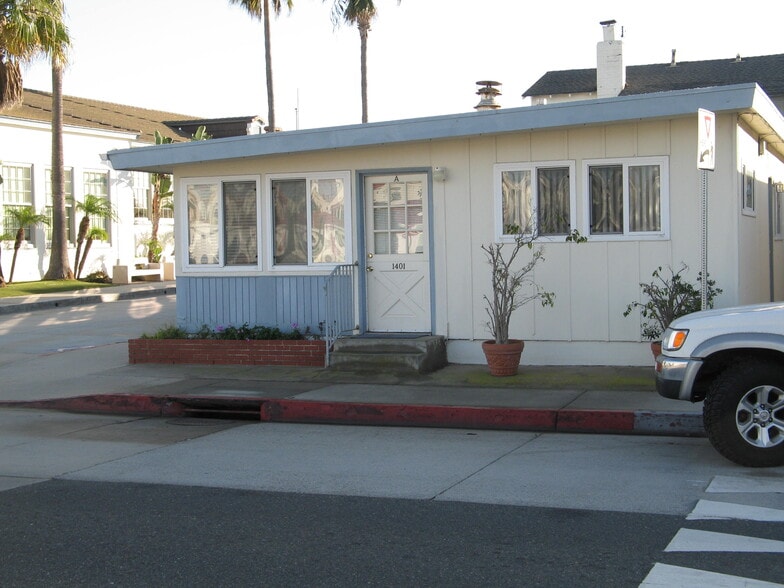 Building Photo - 1401 W Balboa Blvd