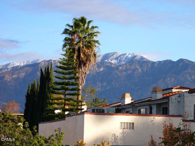 Building Photo - 484 E California Blvd